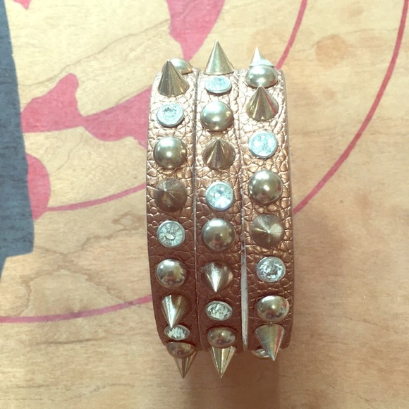 crystal studded wrap bracelet - Picture 5 of 12